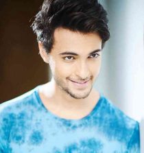 Aayush Sharma Pic