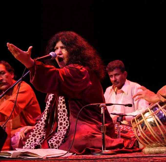 Abida Parveen Image