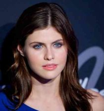 Alexandra Daddario Images