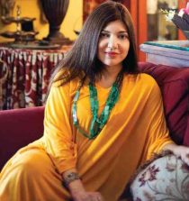 Alka Yagnik Pic