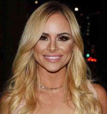 Amanda Stanton Picture