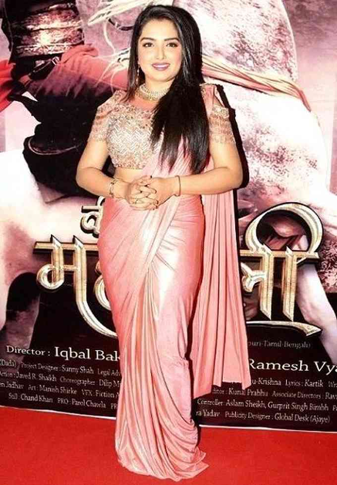 Amrapali Dubey Pic