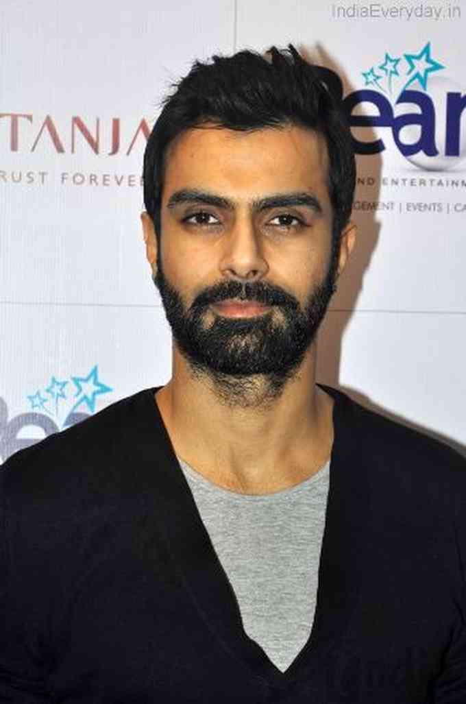 Ashmit Patel Pic