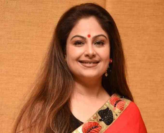 Ayesha Jhulka Image