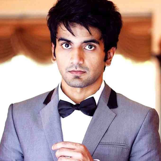 Ayush Mehra Height, Net Worth, Affairs, Age, Bio and More 2022 - The