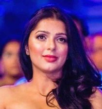 Bhumika Chawla Images