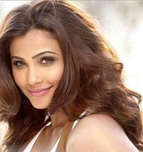 Daisy Shah Image