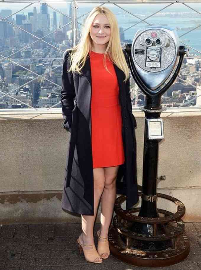 Dakota Fanning Pic