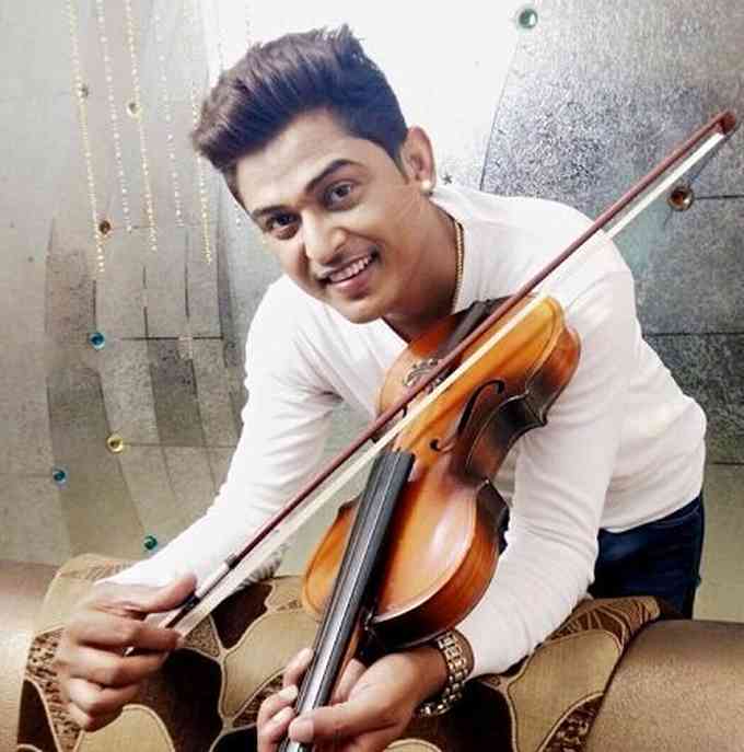 Feroz Khan (Musician) Age, Affairs, Net Worth, Height, Bio and More