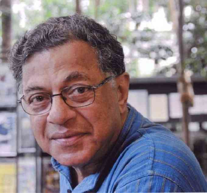 Girish Karnad Image