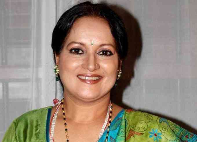 Himani Shivpuri Images