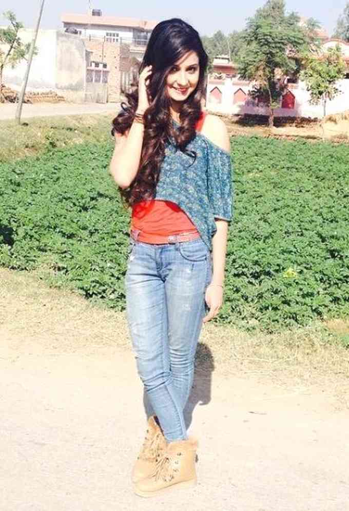 Ishani Sharma Pic