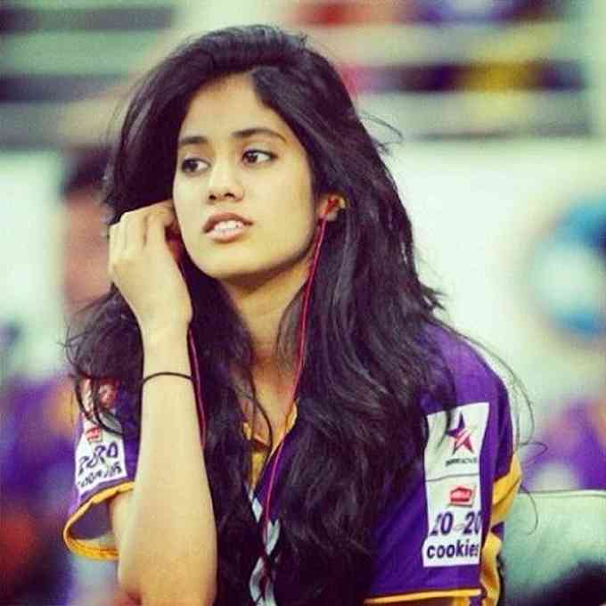 Jhanvi Kapoor Images