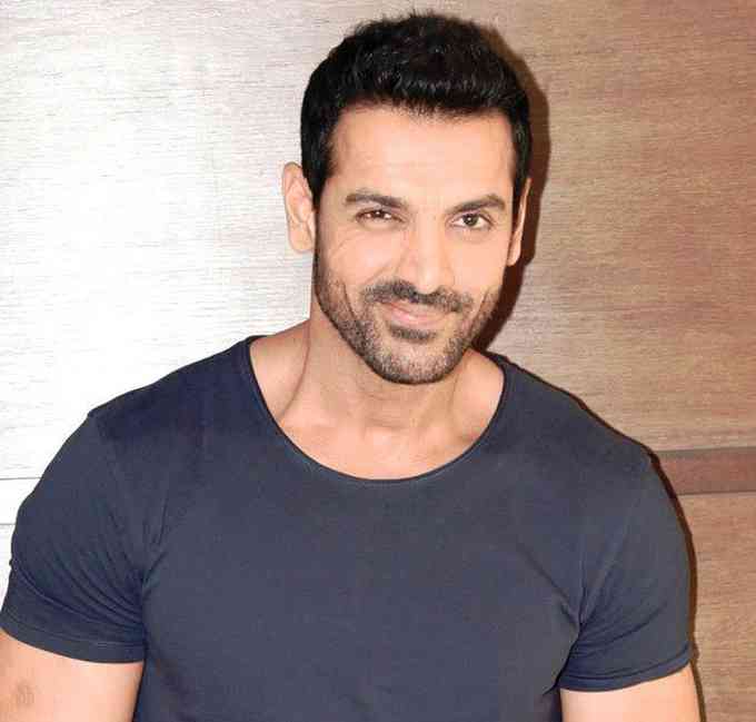 John Abraham Height, Affairs, Net Worth, Age, Bio and More 2022 - The