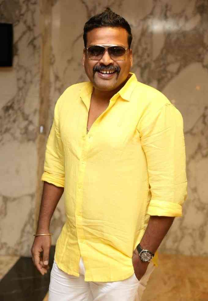 John Vijay Images