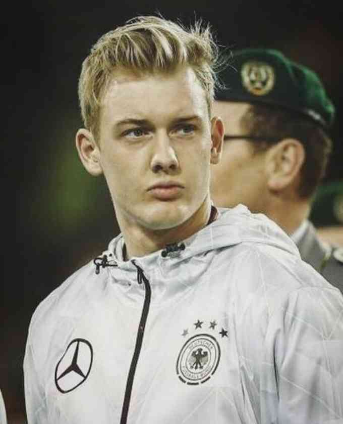 Julian Brandt Images