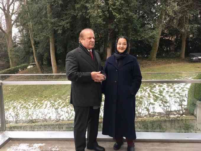 Kulsoom Nawaz Images