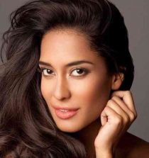 Lisa Haydon Picture