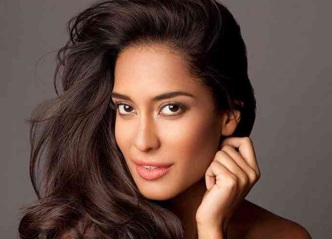 Lisa Haydon Picture