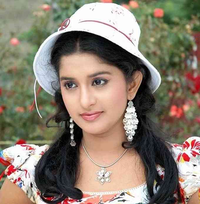 Meera Jasmine Image