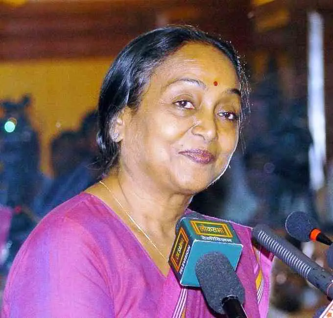 Meira Kumar Image