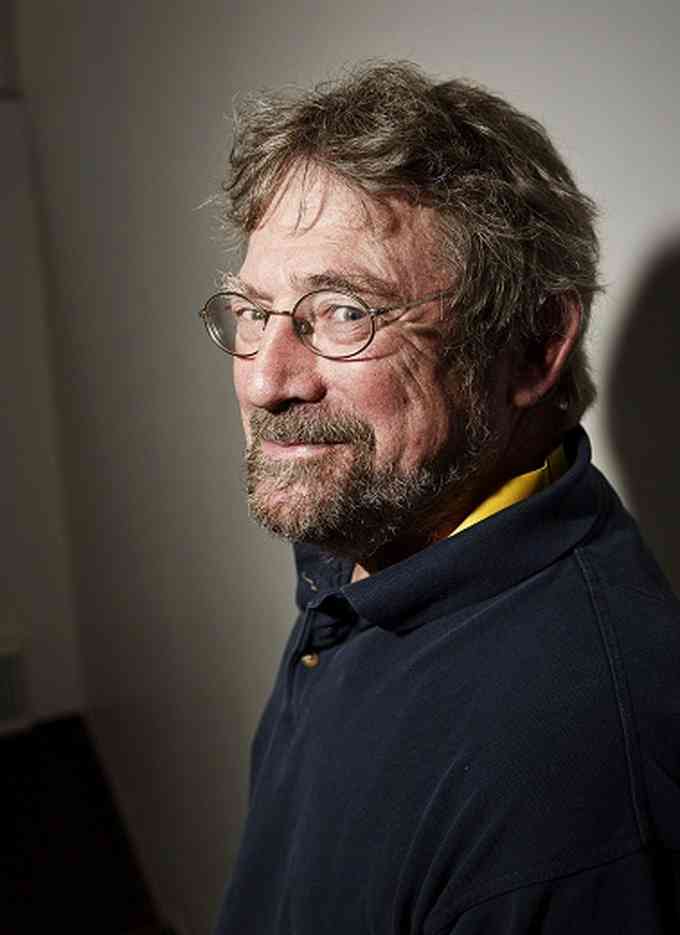 Michael Kosterlitz Image