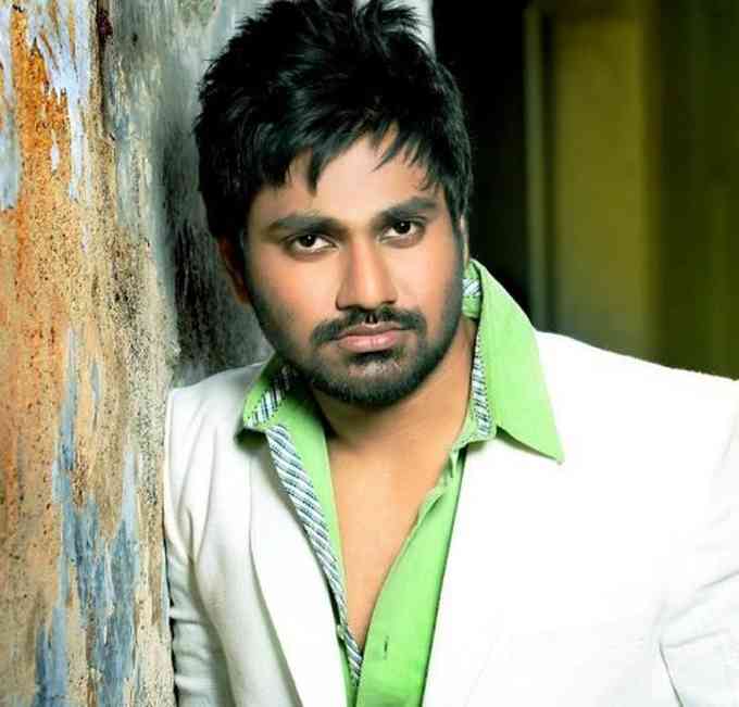 Mithoon Pic