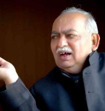 Munawwar Rana Images