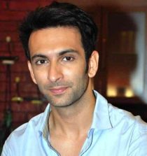 Nandish Sandhu Pic