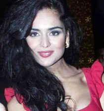 Nathalia Kaur Pic