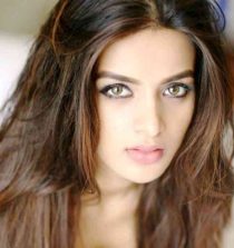 Nidhhi Agerwal Pic