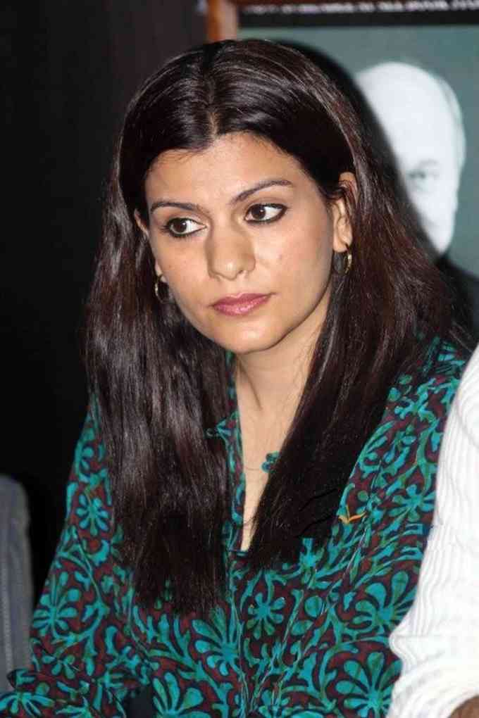 Nidhi Razdan Pic