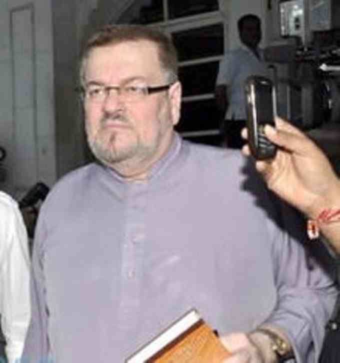 Nitin Mukesh Pic