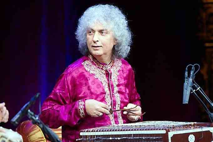 Pandit Shivkumar Sharma Picture