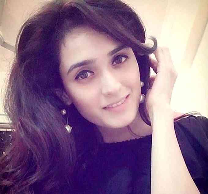 Pankhuri Awasthy Picture