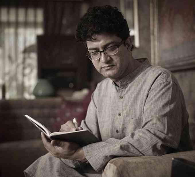 Prasoon Joshi Picture