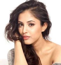 Priya Banerjee Pic