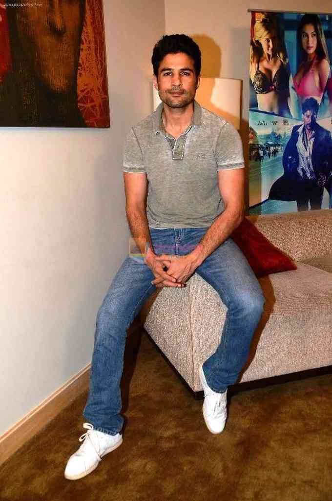 Rajeev Khandelwal Image