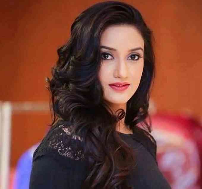 Rati Pandey Images