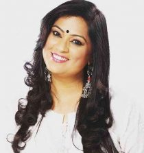 Richa Sharma Images