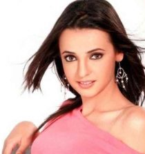 Sanaya Irani Picture