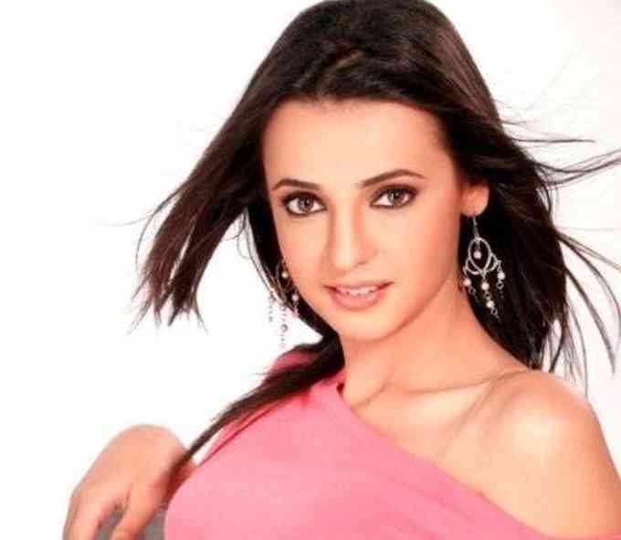 Sanaya Irani Age, Net Worth, Affairs, Height, Bio and More 2024 The