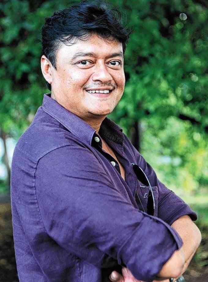 Saswata Chatterjee Images