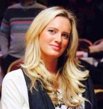 Shaniera Thompson Picture