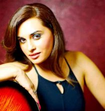 Shraddha Pandit Images