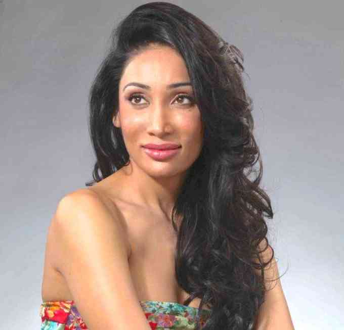 Sofia Hayat Images