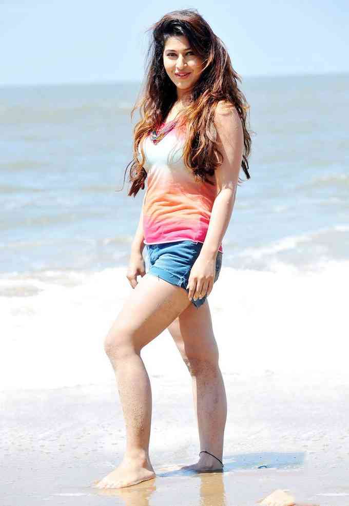 Sonarika Bhadoria Pic