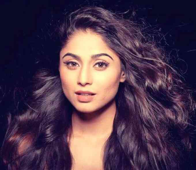 Soumya Seth Pic