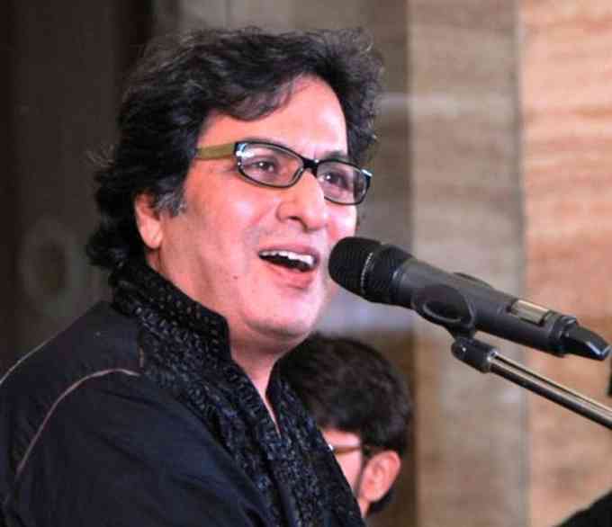 Talat Aziz Image