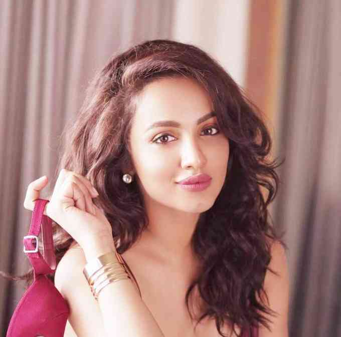 Tejaswi Madivada Pic